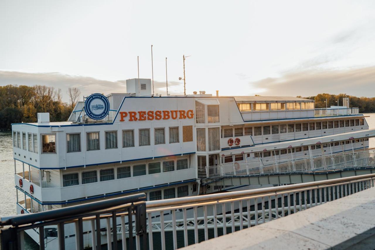 Botel Pressburg Exterior photo